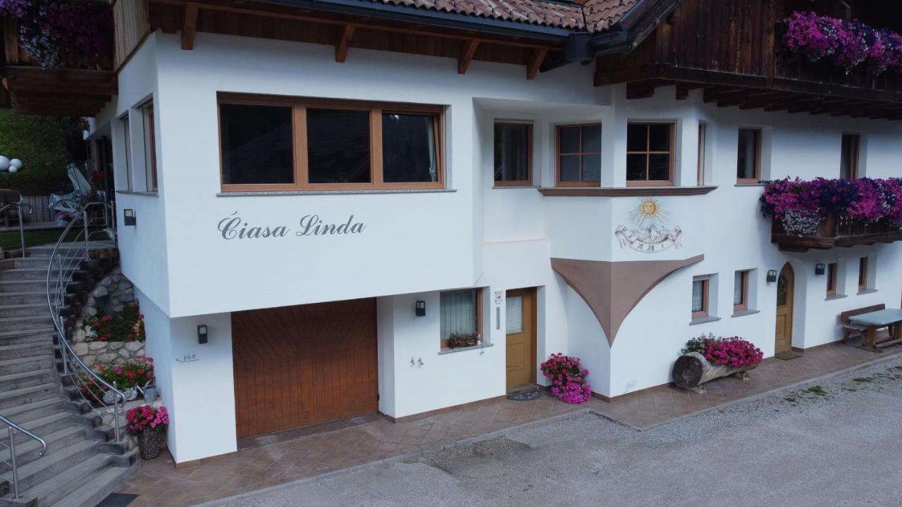 Appartamenti Ciasa Linda San Martino in Badia Exteriör bild