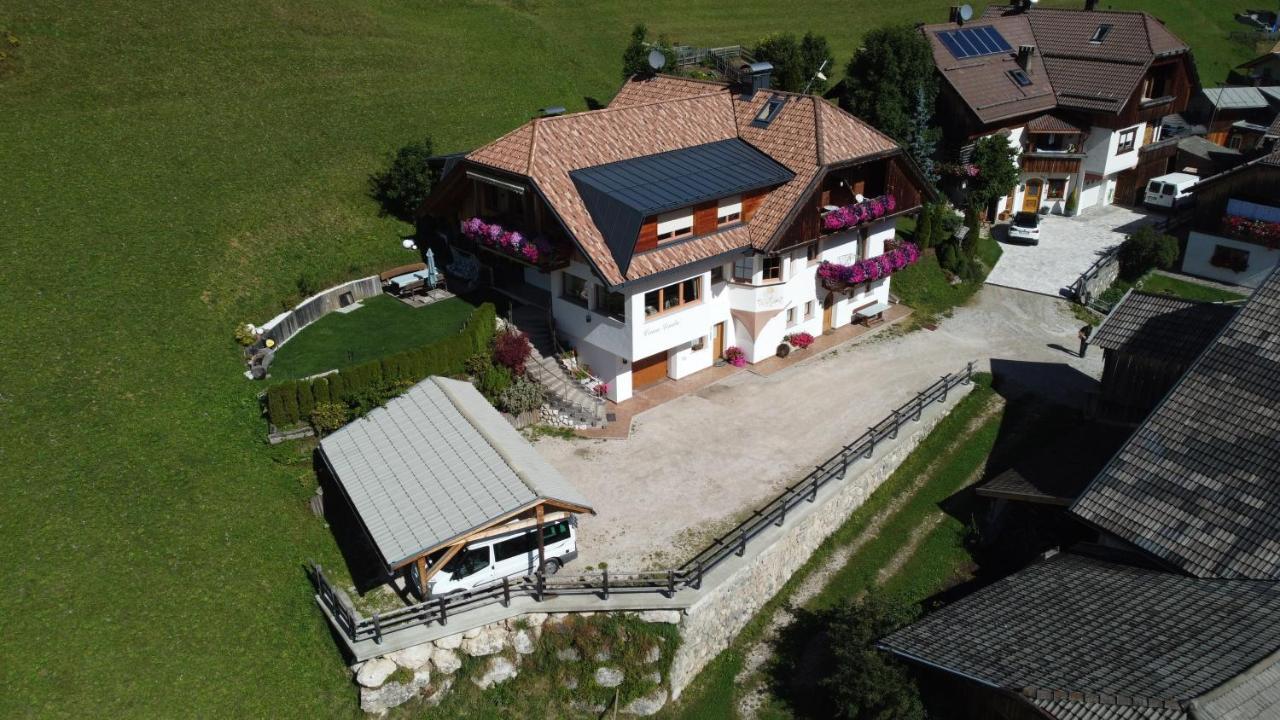 Appartamenti Ciasa Linda San Martino in Badia Exteriör bild