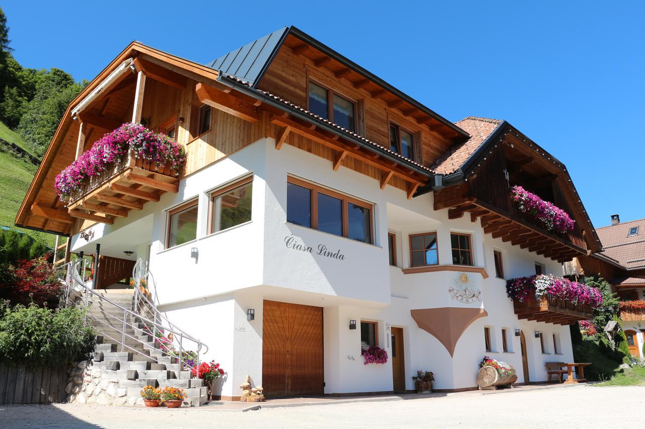 Appartamenti Ciasa Linda San Martino in Badia Exteriör bild