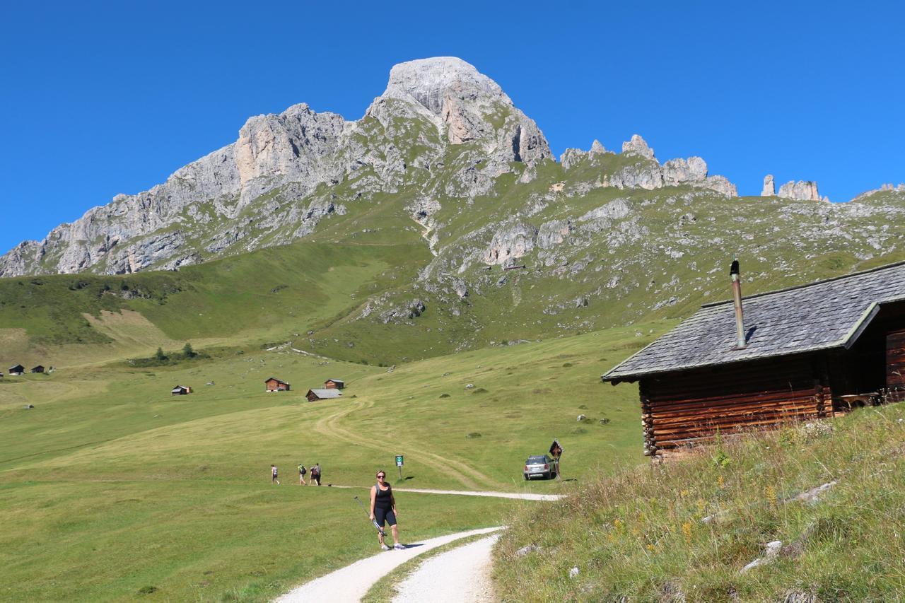 Appartamenti Ciasa Linda San Martino in Badia Exteriör bild